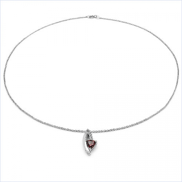 Collier/Halskette mit 5 Diamanten/ Granat-Anhänger 0,53 Karat