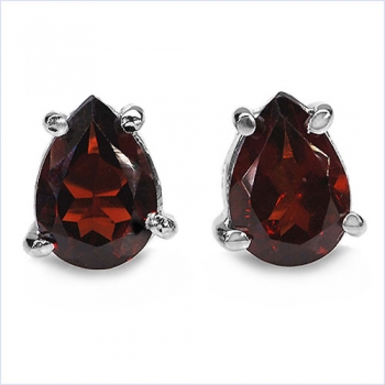 Collier/Kette mit Granat-Tropfen-Anhänger 0,85 Karat