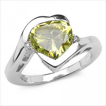 Großer grüner/weißer Zirkonia-Herz-Ring - 925 Sterling Silber - Rhodiniert 5,61 Karat