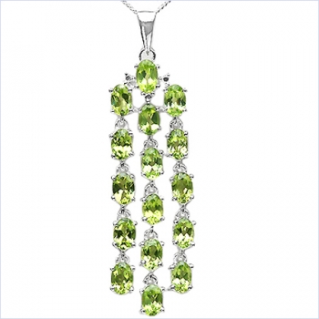 Ohrringe/Ohrstecker mit 10 Peridots-925 Silber-Rhodiniert-4,50 Karat