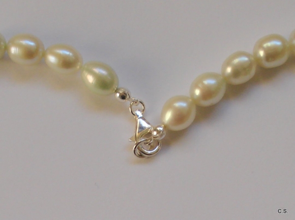 Süßwasserzucht-Perlen-Collier-8-9mm große Lemonfarben Perlen-mit Silberschließe