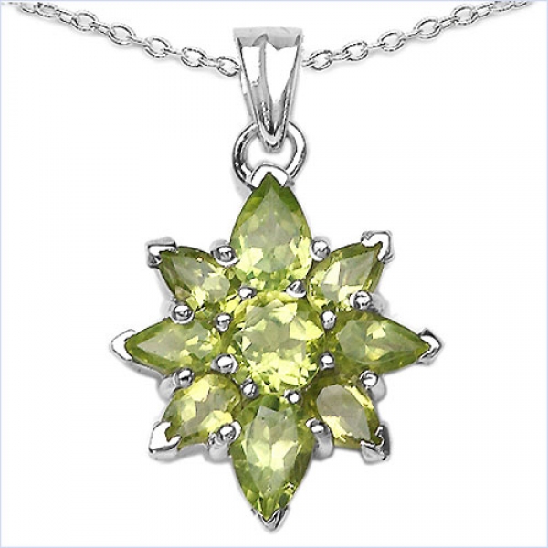 Collier/Halskette mit grünem Peridot-Stern-Anhänger-2,62 Karat-Silber Rhodiniert
