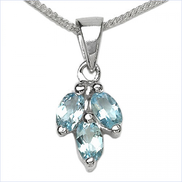 Collier/Halskette mit Blue Topas-Anhänger 1,05 Karat
