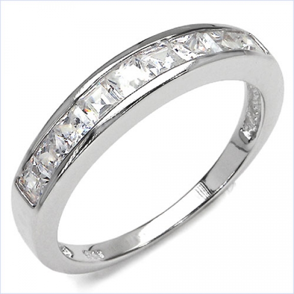 Strahlender Zirkonia-Ring-925Sterling Silber Rhodiniert-1,35 Karat