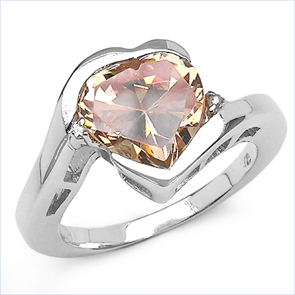 Großer grüner/weißer Zirkonia-Herz-Ring - 925 Sterling Silber - Rhodiniert 5,61 Karat