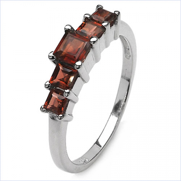 Verführerischer Granat Ring 925 Sterling Silber-Rhodin.-1,35 Karat