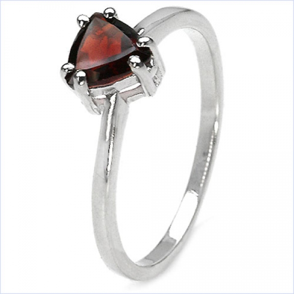 Schöner Granat Ring 925 Sterling Silber-Rhodin.0,80 Karat